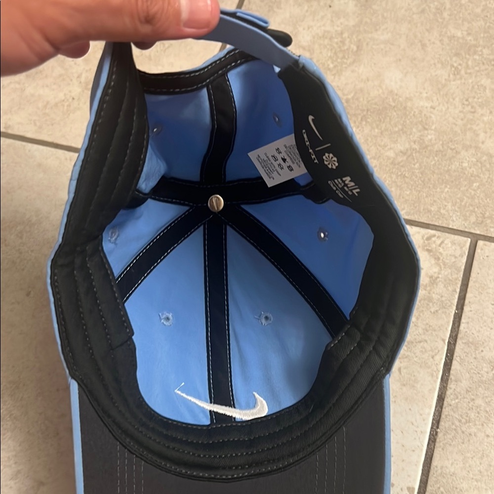 Nike Blue Cap - Picture 5 of 8